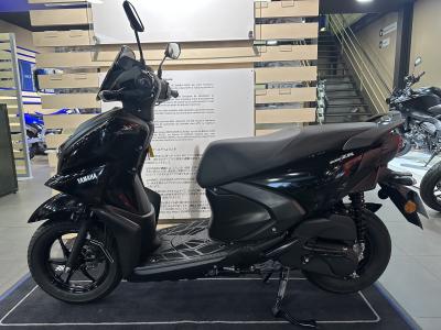 YAMAHA RayZR 125